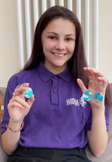 Jessica Smith with her keyrings fundraising for the NHS